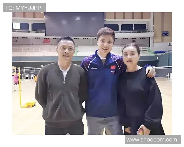 成都羽毛球队中路突破的战术解析与未来发展展望