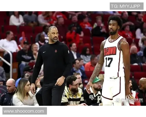 76人火箭精彩对决回顾全场比赛录像分析与亮点集锦